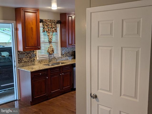 2714 SHAWN CT, Fort Washington, MD 20744