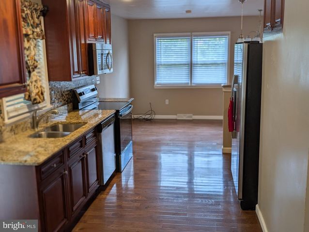 2714 SHAWN CT, Fort Washington, MD 20744