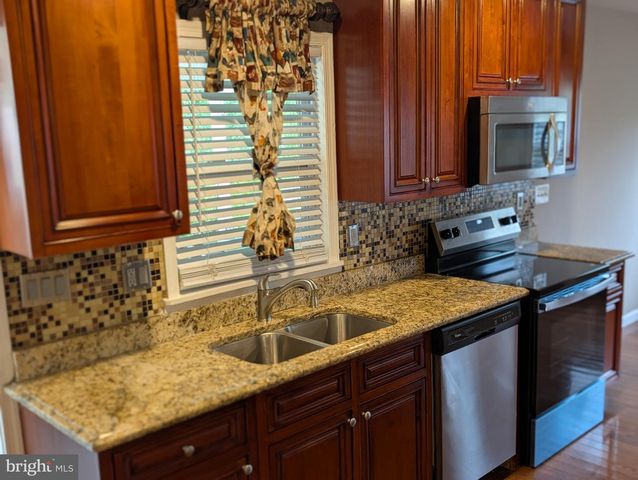 2714 SHAWN CT, Fort Washington, MD 20744