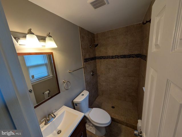 2714 SHAWN CT, Fort Washington, MD 20744
