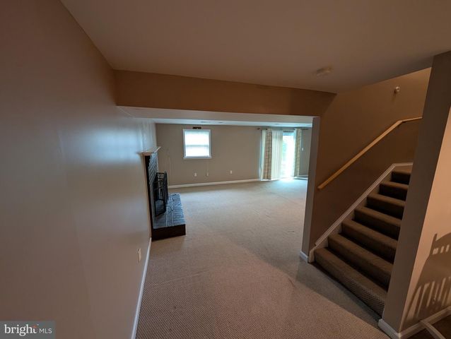 2714 SHAWN CT, Fort Washington, MD 20744