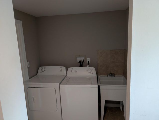2714 SHAWN CT, Fort Washington, MD 20744
