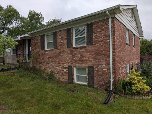 2714 SHAWN CT, Fort Washington, MD 20744