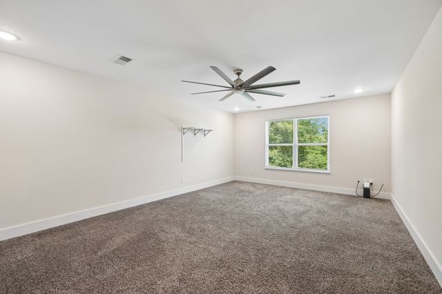 1016 Forestwood Rd, Ashland City, TN 37015