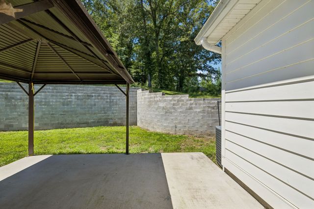 1016 Forestwood Rd, Ashland City, TN 37015