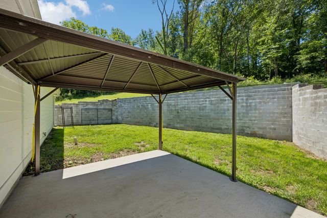 1016 Forestwood Rd, Ashland City, TN 37015