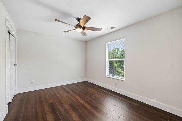 1016 Forestwood Rd, Ashland City, TN 37015