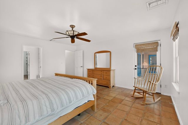 39 Cuesta Road, Santa Fe, NM 87508