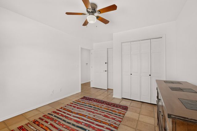 39 Cuesta Road, Santa Fe, NM 87508