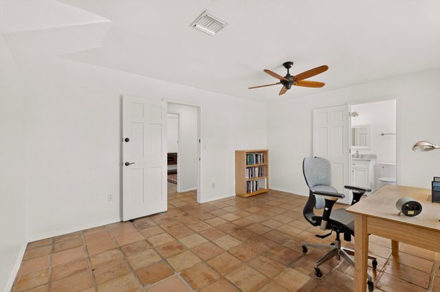 39 Cuesta Road, Santa Fe, NM 87508