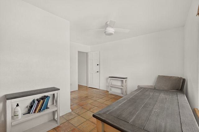 39 Cuesta Road, Santa Fe, NM 87508