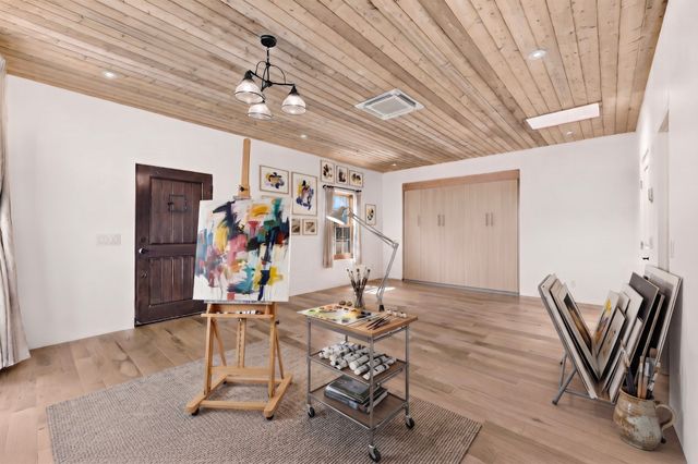 39 Cuesta Road, Santa Fe, NM 87508