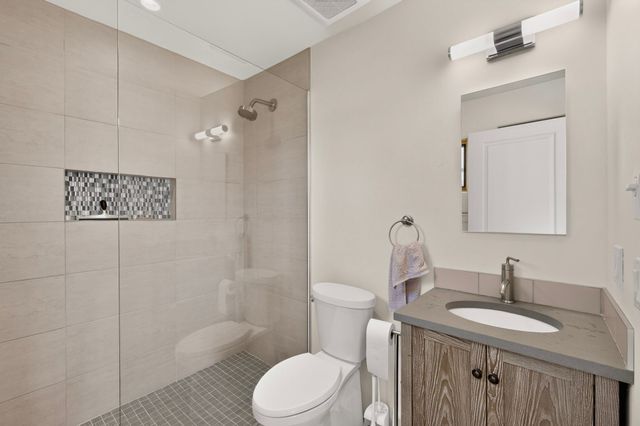 39 Cuesta Road, Santa Fe, NM 87508