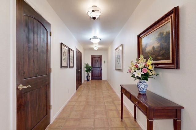39 Cuesta Road, Santa Fe, NM 87508