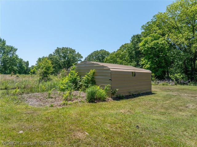 110134 4696 Road, Muldrow, OK 74948