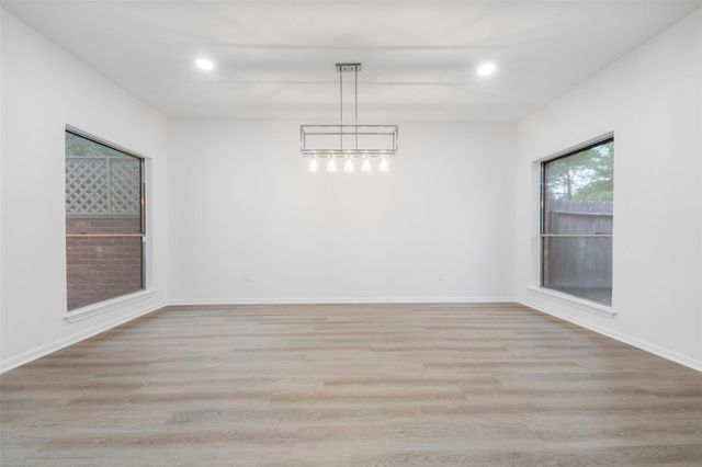 12903 Avenida Vaquero Street, Houston, TX 77077