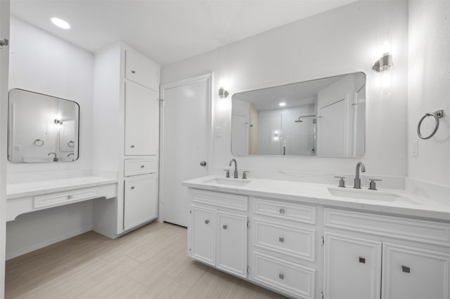12903 Avenida Vaquero Street, Houston, TX 77077