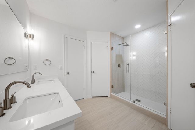 12903 Avenida Vaquero Street, Houston, TX 77077