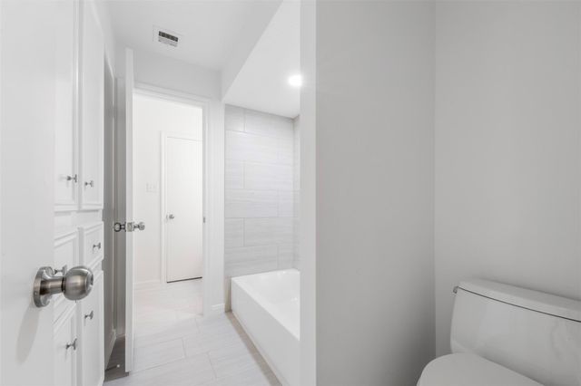 12903 Avenida Vaquero Street, Houston, TX 77077