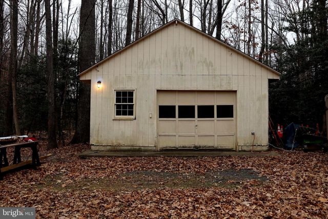 32 CARTER LN, Stafford, VA 22556