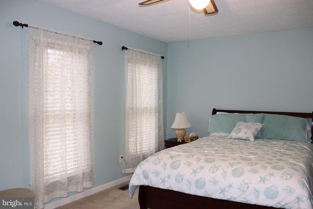 32 CARTER LN, Stafford, VA 22556