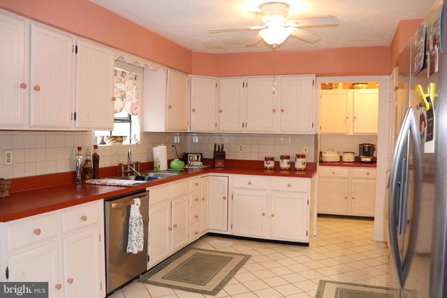 32 CARTER LN, Stafford, VA 22556