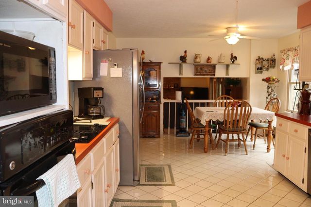 32 CARTER LN, Stafford, VA 22556