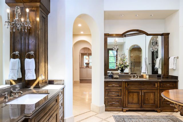5335 Meaders Lane, Dallas, TX 75229
