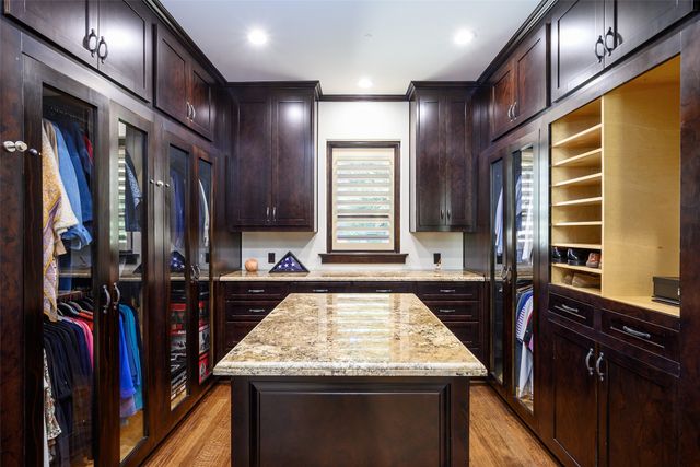 5335 Meaders Lane, Dallas, TX 75229