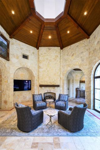 5335 Meaders Lane, Dallas, TX 75229