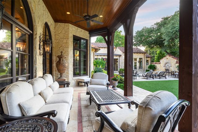 5335 Meaders Lane, Dallas, TX 75229