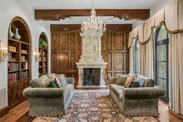 5335 Meaders Lane, Dallas, TX 75229