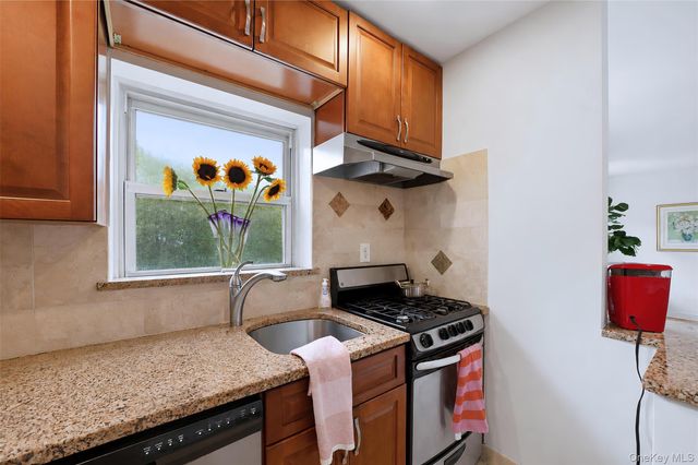 330 S Broadway B11, Tarrytown, NY 10591
