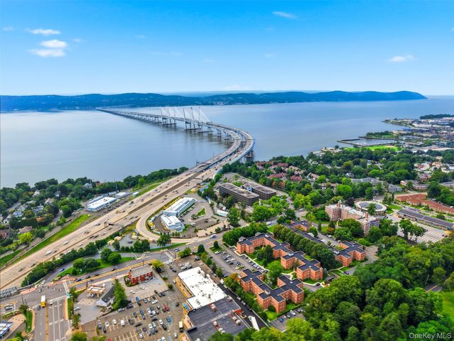 330 S Broadway B11, Tarrytown, NY 10591