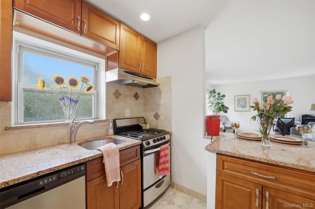 330 S Broadway B11, Tarrytown, NY 10591