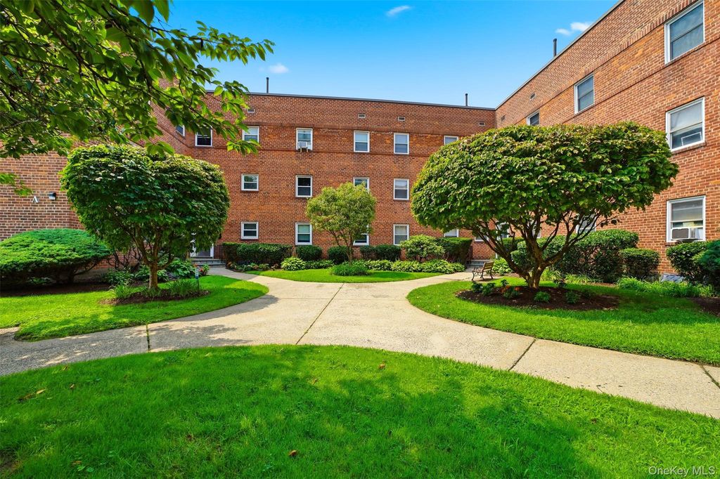 330 S Broadway B11, Tarrytown, NY 10591 — exterior