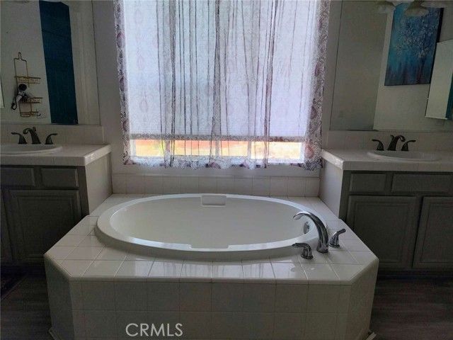 8564 Mill Pond, Riverside, CA 92508