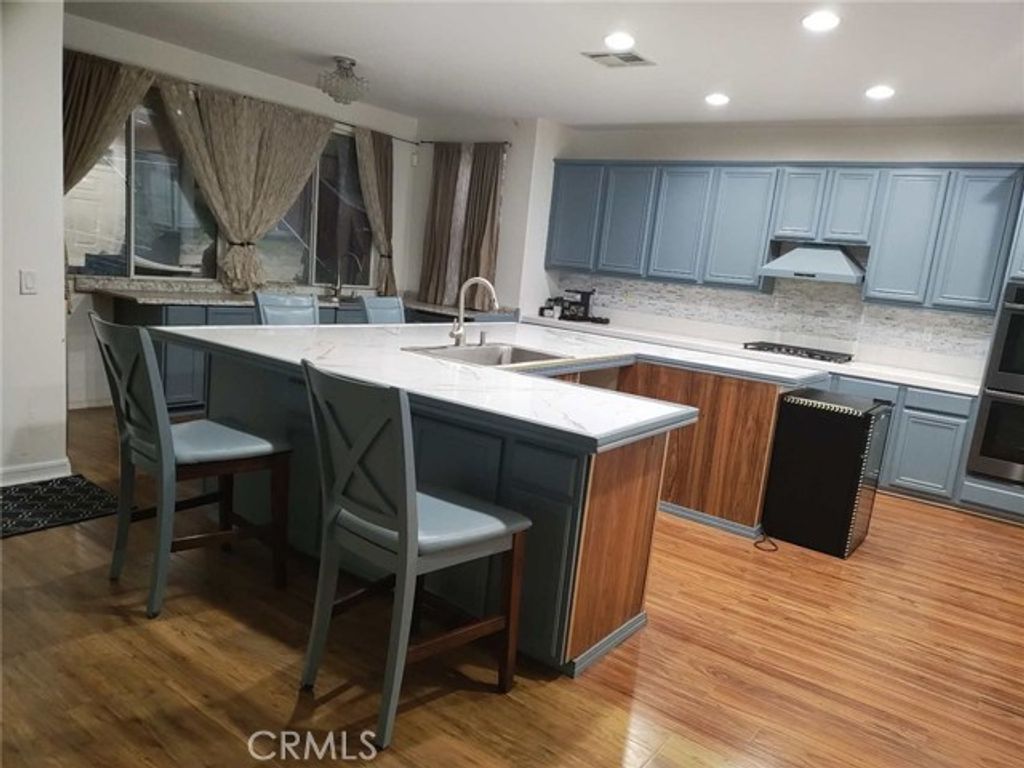 8564 Mill Pond, Riverside, CA 92508