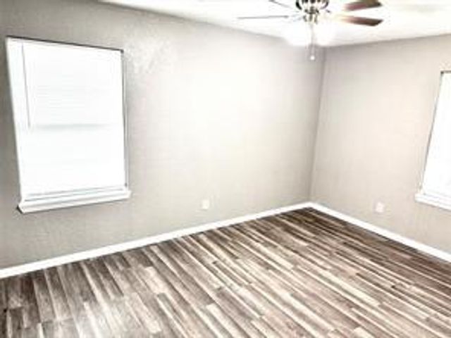 903 Roper Street, Houston, TX 77034