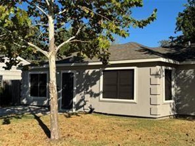 903 Roper Street, Houston, TX 77034