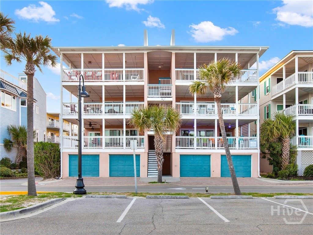 Image 36 of property listing at 1707 Strand Avenue 3, Tybee Island, GA 31328