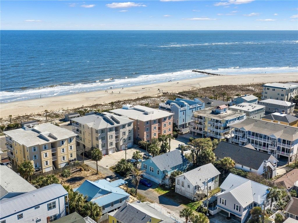Image 37 of property listing at 1707 Strand Avenue 3, Tybee Island, GA 31328
