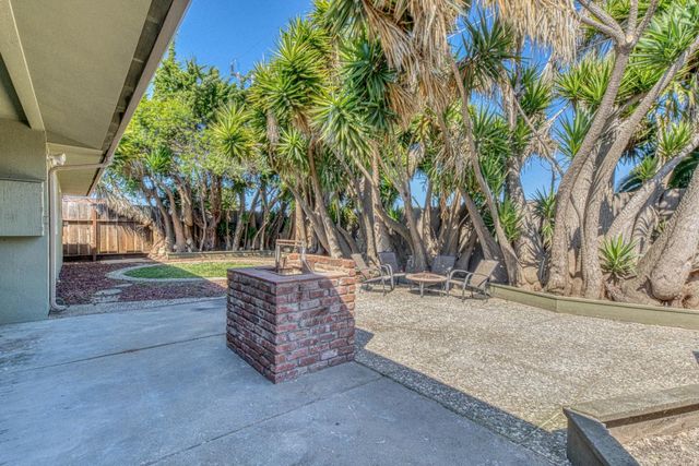 1123 San Angelo Drive, Salinas, CA 93901