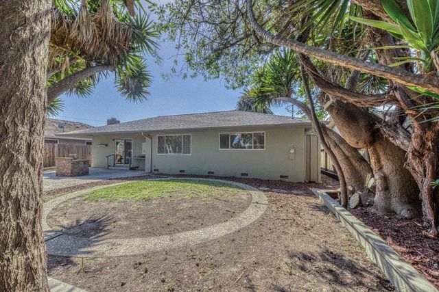 1123 San Angelo Drive, Salinas, CA 93901