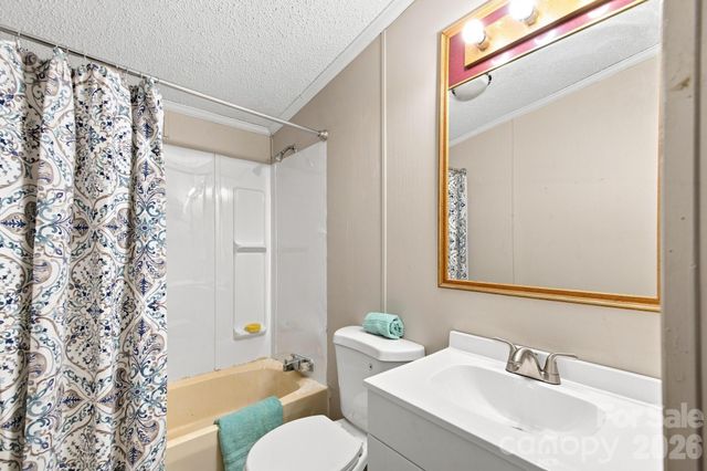 3159 Ward Green Street, Lenoir, NC 28645
