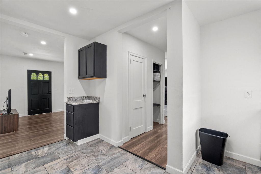 Image 16 of property listing at 2156 Telfair Street, Augusta, GA 30904