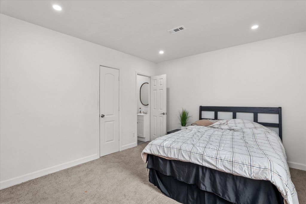 Image 18 of property listing at 2156 Telfair Street, Augusta, GA 30904