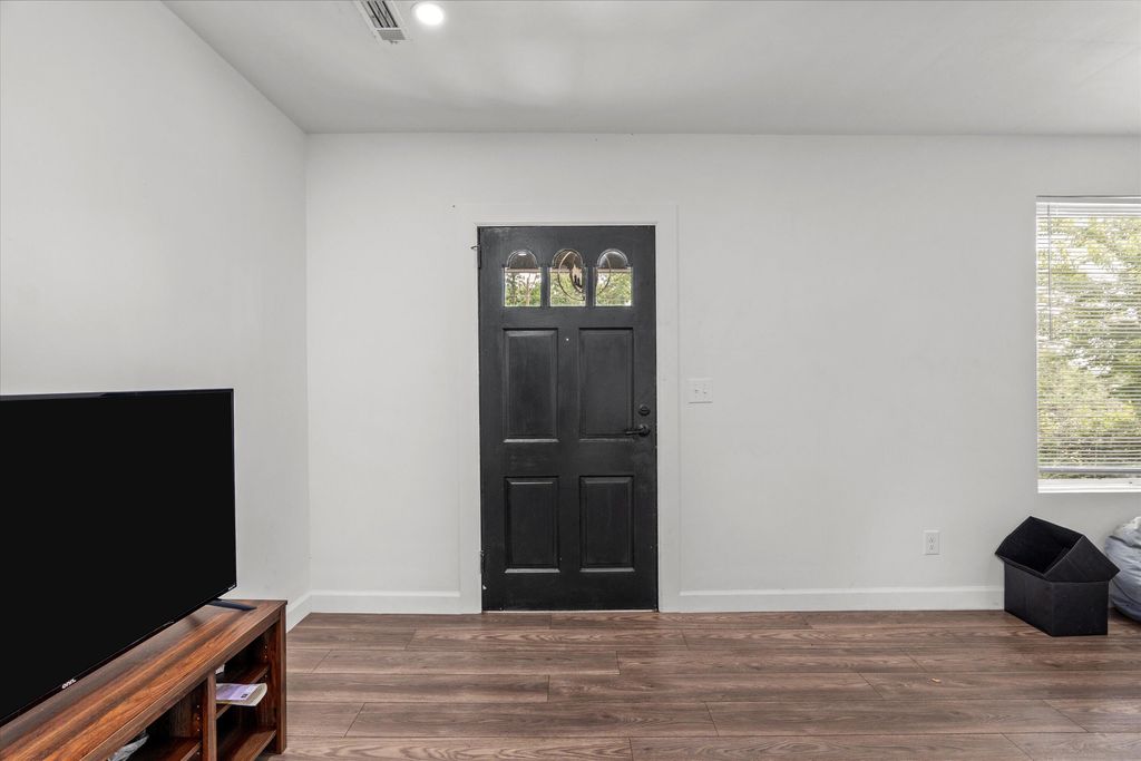 Image 7 of property listing at 2156 Telfair Street, Augusta, GA 30904