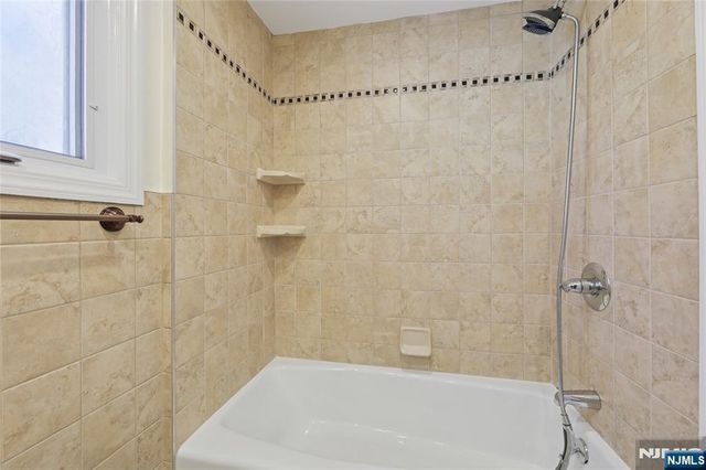 51 Day Avenue, Tenafly, NJ 07670