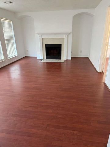 15502 Lost Maples Drive, Sugar Land, TX 77498